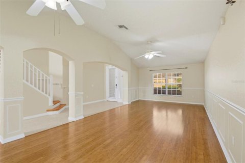 House in Casselberry, Florida 5 bedrooms, 313.08 sq.m. № 2196967 - photo 11
