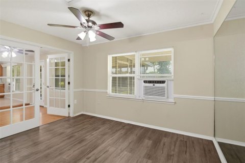 House in Casselberry, Florida 5 bedrooms, 313.08 sq.m. № 2196967 - photo 29