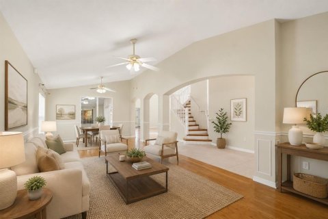 House in Casselberry, Florida 5 bedrooms, 313.08 sq.m. № 2196967 - photo 8
