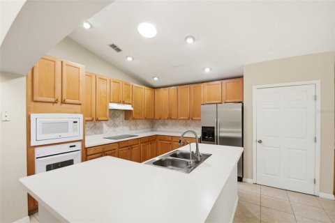 House in Casselberry, Florida 5 bedrooms, 313.08 sq.m. № 2196967 - photo 19