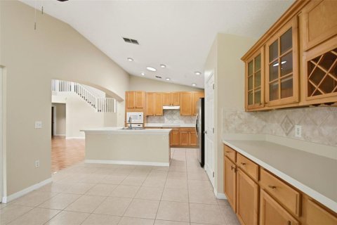 House in Casselberry, Florida 5 bedrooms, 313.08 sq.m. № 2196967 - photo 26