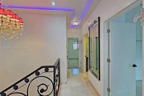 Купить кондоминиум в Майами, Флорида 3 спальни, 157м2, № 2008609 - фото 18