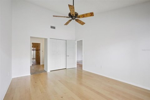 Condo in Sarasota, Florida, 2 bedrooms  № 1837486 - photo 15