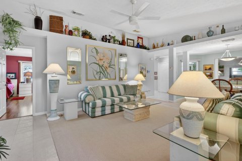 House in St. Lucie, Florida 3 bedrooms, 159.23 sq.m. № 2260288 - photo 13