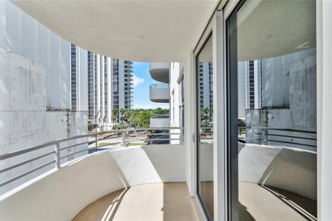 Copropriété à louer à Miami Beach, Floride: 50.72 m2 № 1931639 - photo 29