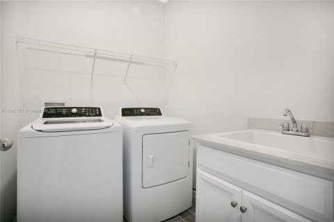 Casa en venta en Ocala, Florida, 3 dormitorios, 163.04 m2 № 1933698 - foto 18