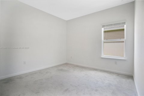 Casa en venta en Ocala, Florida, 3 dormitorios, 163.04 m2 № 1933698 - foto 15