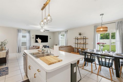 Casa en venta en New Port Richey, Florida, 4 dormitorios, 173.73 m2 № 2383324 - foto 6