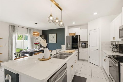 Casa en venta en New Port Richey, Florida, 4 dormitorios, 173.73 m2 № 2383324 - foto 5