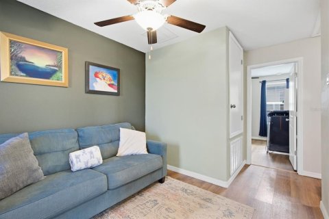 Casa en venta en New Port Richey, Florida, 4 dormitorios, 173.73 m2 № 2383324 - foto 13