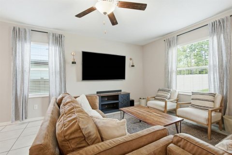 Casa en venta en New Port Richey, Florida, 4 dormitorios, 173.73 m2 № 2383324 - foto 11