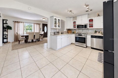 Villa ou maison à vendre à Riverview, Floride: 3 chambres, 211.45 m2 № 2388583 - photo 23