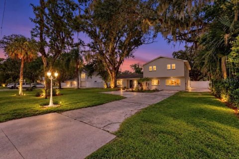 Villa ou maison à Riverview, Floride 3 chambres, 211.45 m2 № 2388583