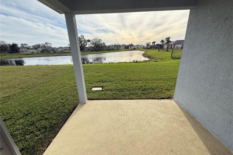 House in Parrish, Florida 3 bedrooms, 139.45 sq.m. № 2230413 - photo 14