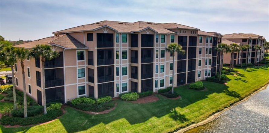 Condominio en Bradenton, Florida, 2 dormitorios № 232419