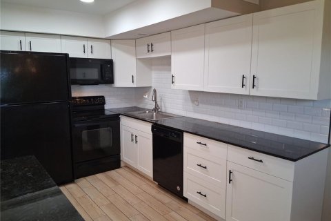 Copropriété à louer à Sarasota, Floride: 1 chambre, 66.61 m2 № 2379095 - photo 5