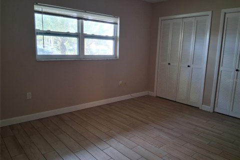 Copropriété à louer à Sarasota, Floride: 1 chambre, 66.61 m2 № 2379095 - photo 10