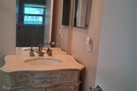 Copropriété à louer à Sarasota, Floride: 1 chambre, 66.61 m2 № 2379095 - photo 12