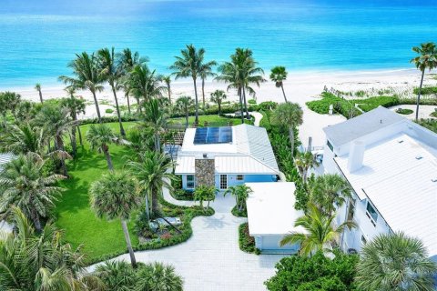 Casa en Nokomis, Florida 2 dormitorios, 105.91 m2 № 2128110