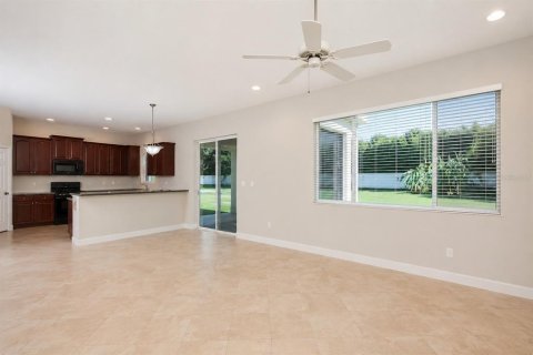House in Bradenton, Florida 4 bedrooms, 272.2 sq.m. № 2237776 - photo 23