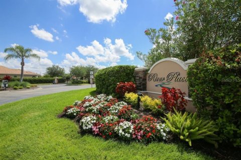 House in Bradenton, Florida 4 bedrooms, 272.2 sq.m. № 2237776 - photo 24
