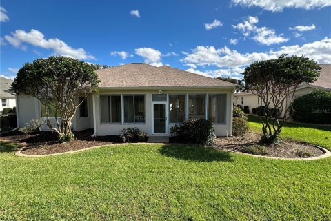 House in Summerfield, Florida 3 bedrooms, 199.65 sq.m. № 1909794 - photo 5