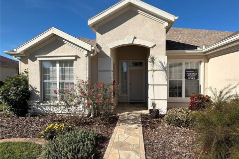 House in Summerfield, Florida 3 bedrooms, 199.65 sq.m. № 1909794 - photo 3