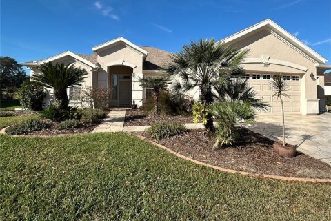 House in Summerfield, Florida 3 bedrooms, 199.65 sq.m. № 1909794 - photo 2