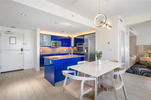 Copropriété à louer à Fort Lauderdale, Floride: 2 chambres, 109.25 m2 № 2036907 - photo 12