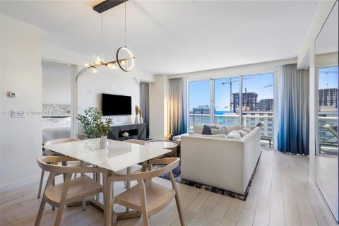 Copropriété à louer à Fort Lauderdale, Floride: 2 chambres, 109.25 m2 № 2036907 - photo 13