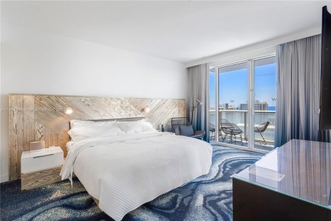 Copropriété à louer à Fort Lauderdale, Floride: 2 chambres, 109.25 m2 № 2036907 - photo 17