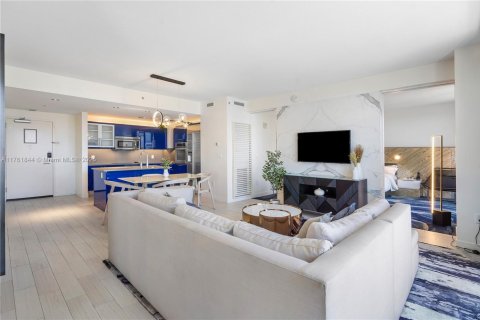 Copropriété à louer à Fort Lauderdale, Floride: 2 chambres, 109.25 m2 № 2036907 - photo 15