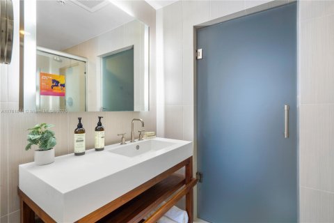 Copropriété à louer à Fort Lauderdale, Floride: 2 chambres, 109.25 m2 № 2036907 - photo 20