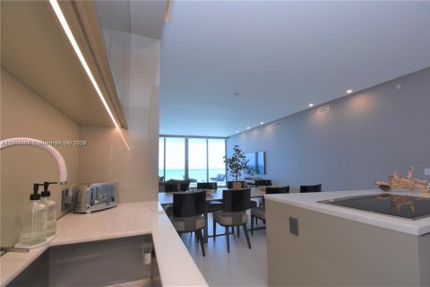 Снять в аренду кондоминиум в Санни-Айлс-Бич, Флорида 3 спальни, 210.98м2, № 1963352 - фото 16