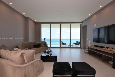 Снять в аренду кондоминиум в Санни-Айлс-Бич, Флорида 3 спальни, 210.98м2, № 1963352 - фото 29