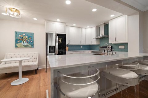 Condo in Clearwater, Florida, 2 bedrooms  № 1608494 - photo 6