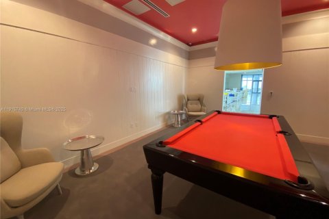 Condo in Sunrise, Florida, 2 bedrooms  № 2054182 - photo 18