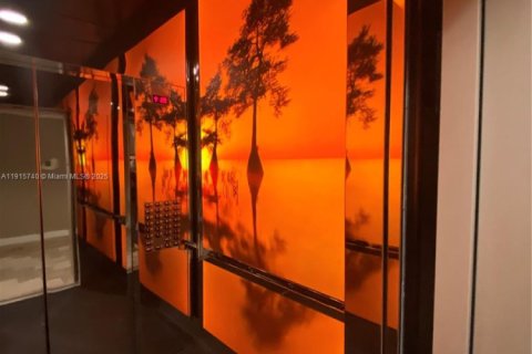 Condo in Sunrise, Florida, 2 bedrooms  № 2054182 - photo 22