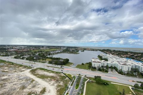 Condo in Sunrise, Florida, 2 bedrooms  № 2054182 - photo 14