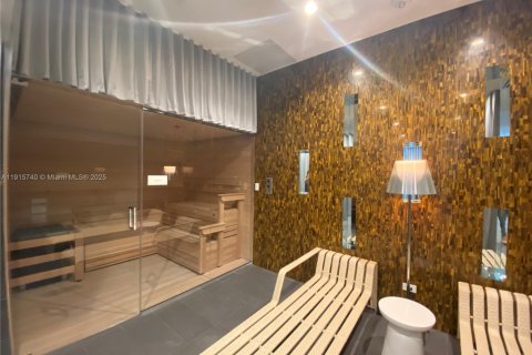 Condo in Sunrise, Florida, 2 bedrooms  № 2054182 - photo 29