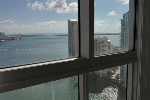 Condo in Miami, Florida, 2 bedrooms  № 2052878 - photo 10
