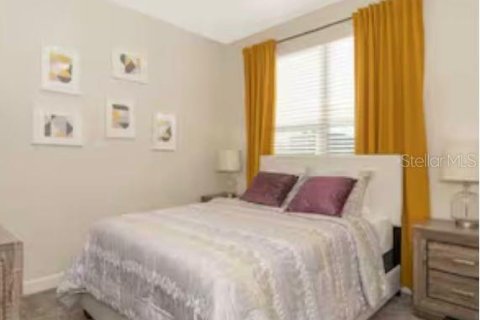 Casa en venta en Kissimmee, Florida, 5 dormitorios, 305.83 m2 № 1909241 - foto 11
