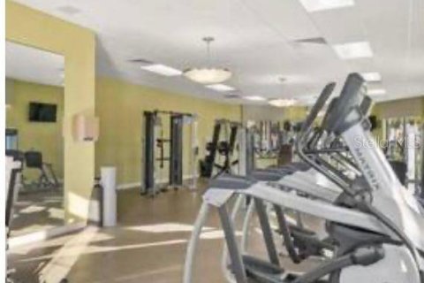Casa en venta en Kissimmee, Florida, 5 dormitorios, 305.83 m2 № 1909241 - foto 22
