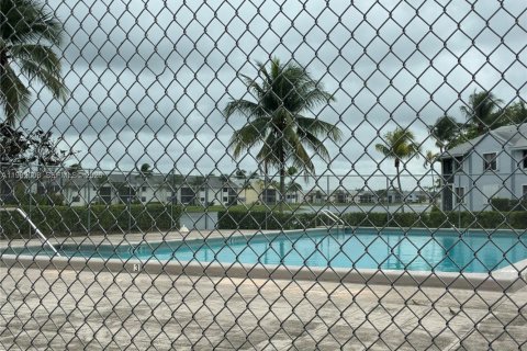 Copropriété à louer à Homestead, Floride: 2 chambres, 90.12 m2 № 2023877 - photo 15