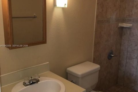 Copropriété à louer à Homestead, Floride: 2 chambres, 90.12 m2 № 2023877 - photo 30