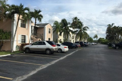 Copropriété à louer à Homestead, Floride: 2 chambres, 90.12 m2 № 2023877 - photo 22