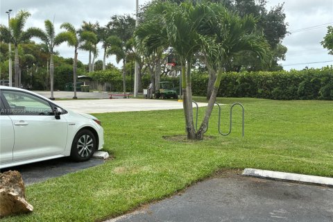 Copropriété à louer à Homestead, Floride: 2 chambres, 90.12 m2 № 2023877 - photo 9