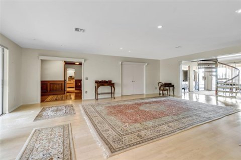 House in Sarasota, Florida 4 bedrooms, 506.32 sq.m. № 2155803 - photo 28