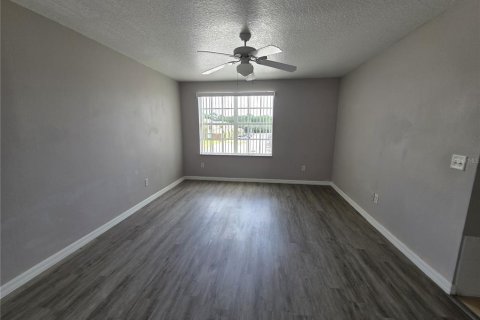 Adosado en alquiler en Davenport, Florida, 3 dormitorios, 163.88 m2 № 2116793 - foto 6
