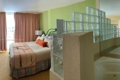 Condominio en alquiler en Weston, Florida, 1 dormitorio, 78.97 m2 № 1970183 - foto 15